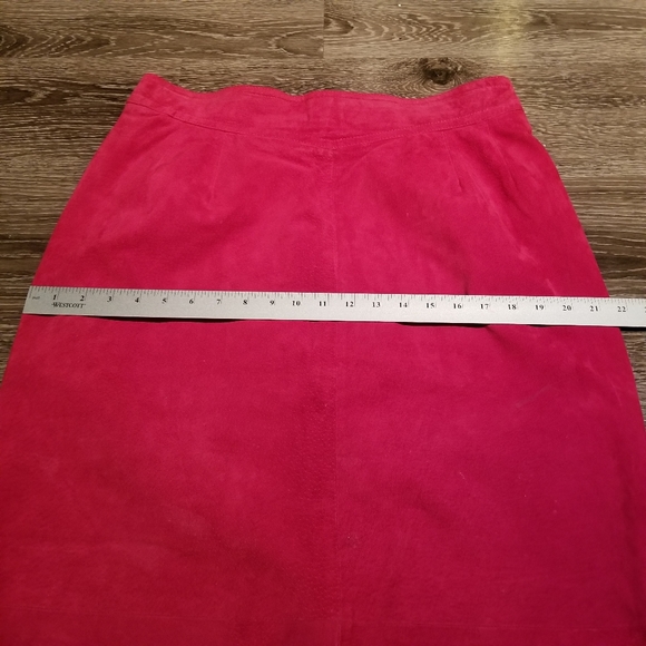 Vintage 70s Fuschia Suede Pencil Skirt Size Large - Picture 9 of 12